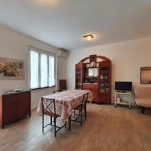  Apartment La Terrazza Sul Blu